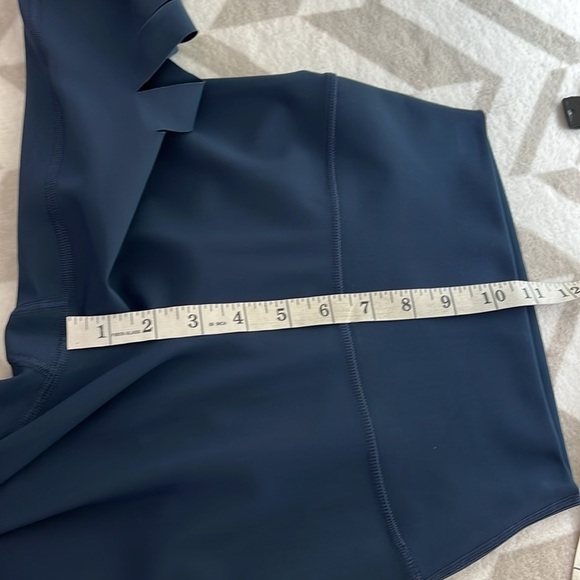 ALO YOGA Ripped Warrior 7/8‎ High Waisted Leggings size XS - Picture 11 of 12